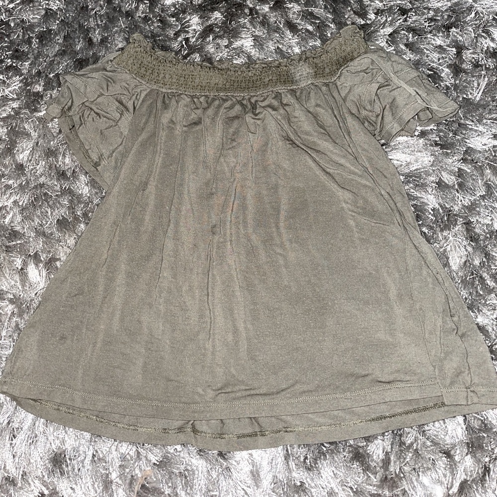 American eagle off the shoulder top